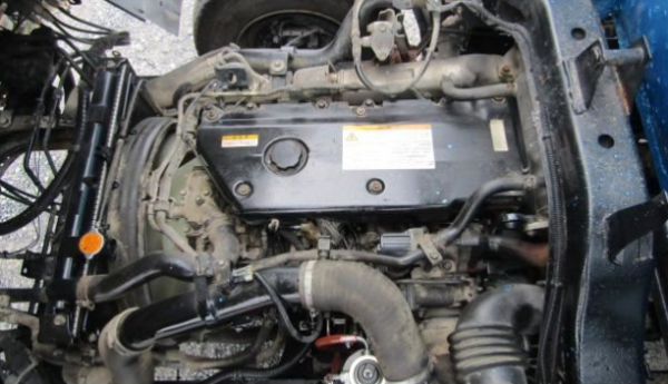 Isuzu Forward - Image 4