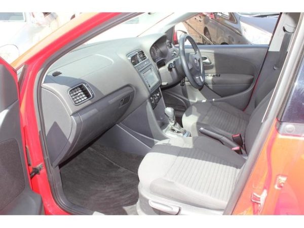 Volkswagen Polo - Image 5