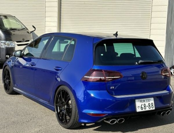 Volkswagen Golf R - Image 6